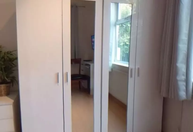 ペンション Jaylets Budget Leicester