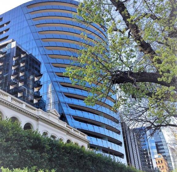 Readyset Opera Melbourne