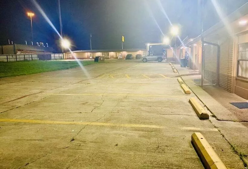Embassy Motel