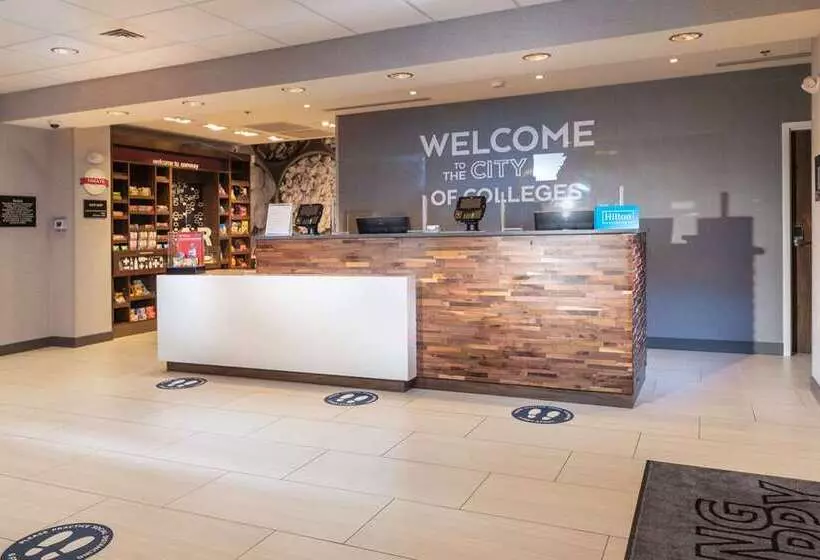 ホテル Hampton Inn & Suites Conway