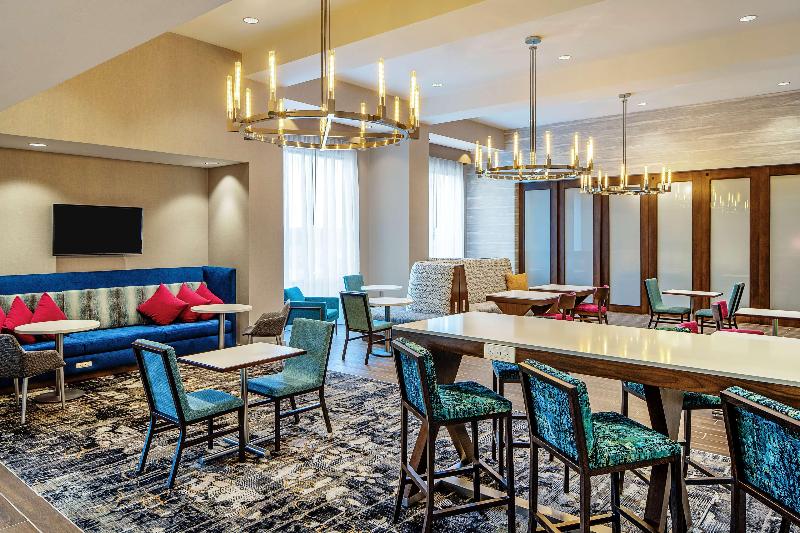 هتل Hampton Inn & Suites Raleigh Midtown