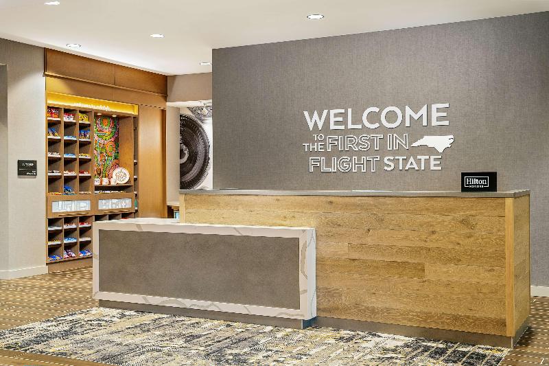 هتل Hampton Inn & Suites Raleigh Midtown