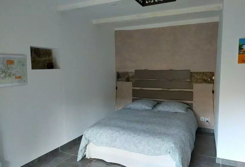 Aamiaismajoitus (B&B) Le Bouchon De Campagne