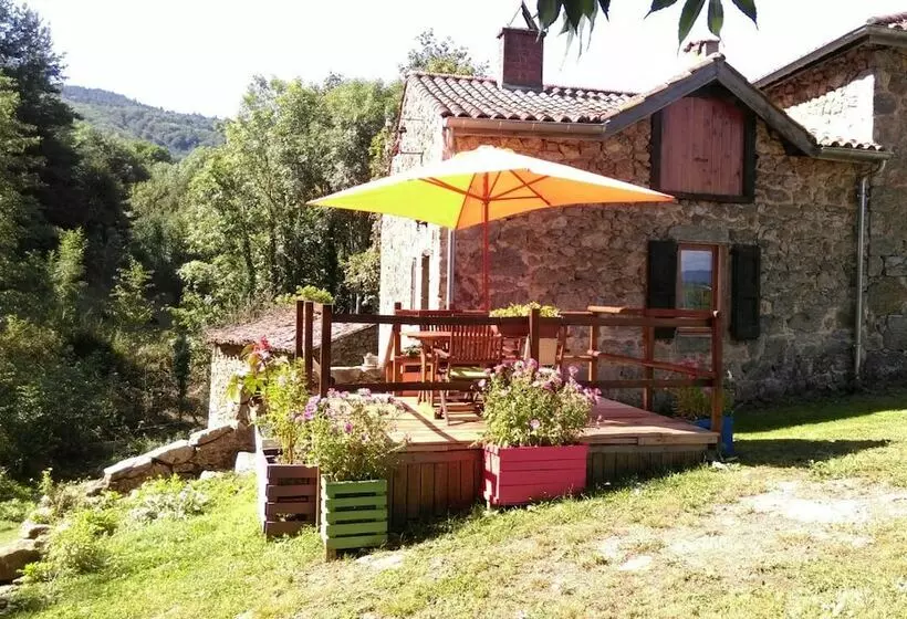 Aamiaismajoitus (B&B) Le Bouchon De Campagne