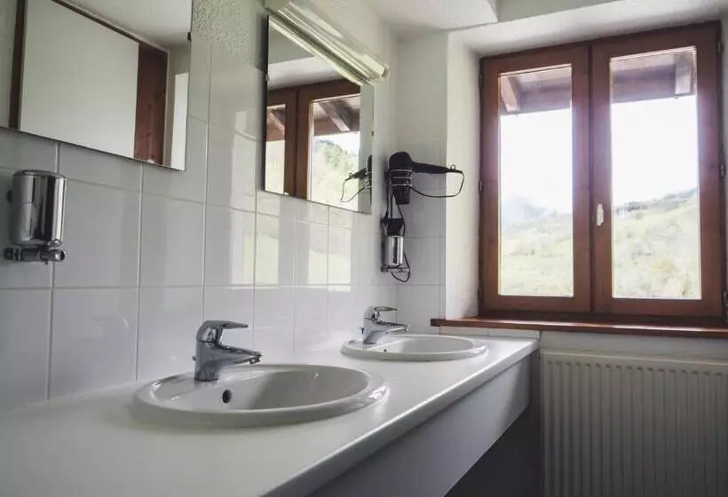 ホテル Auberge Le Valezan