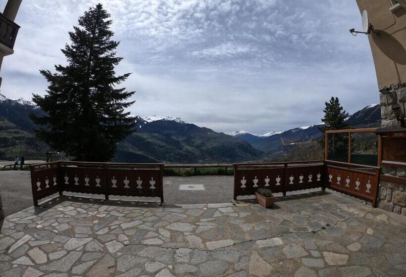 هتل Auberge Le Valezan