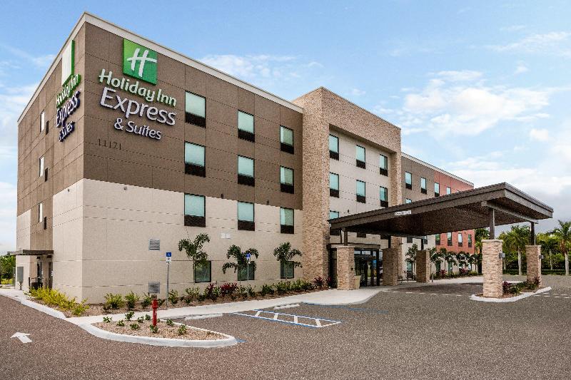فندق Holiday Inn Express & Suites   Ft Myers Beach Sanibel Gateway, An Ihg
