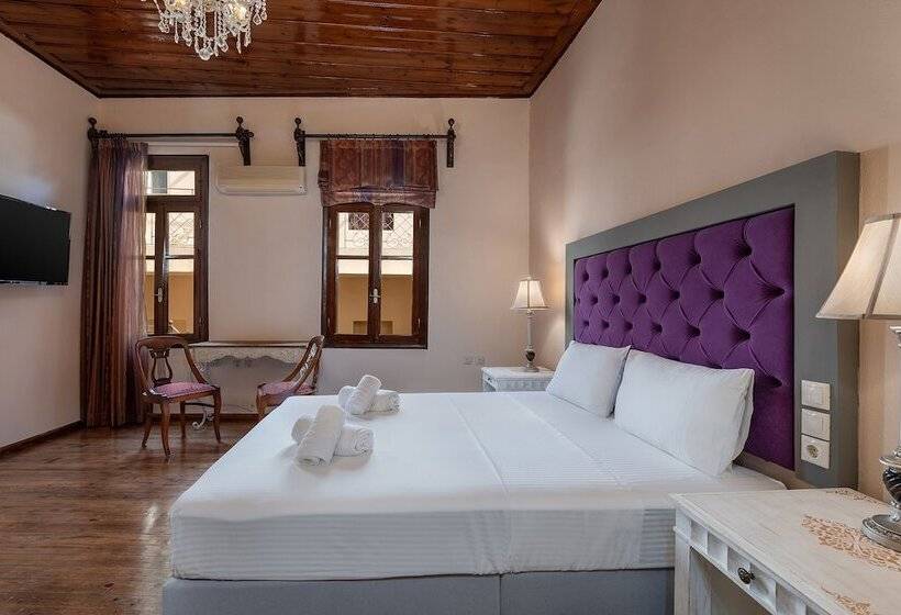 پانسیون Old Town Suites