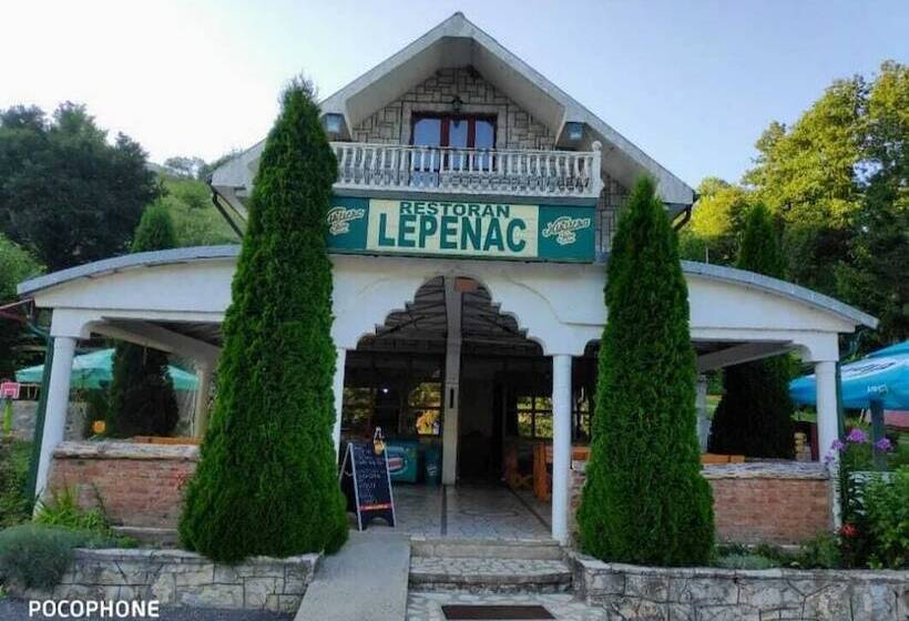 هتل Bungalovi Vukovic