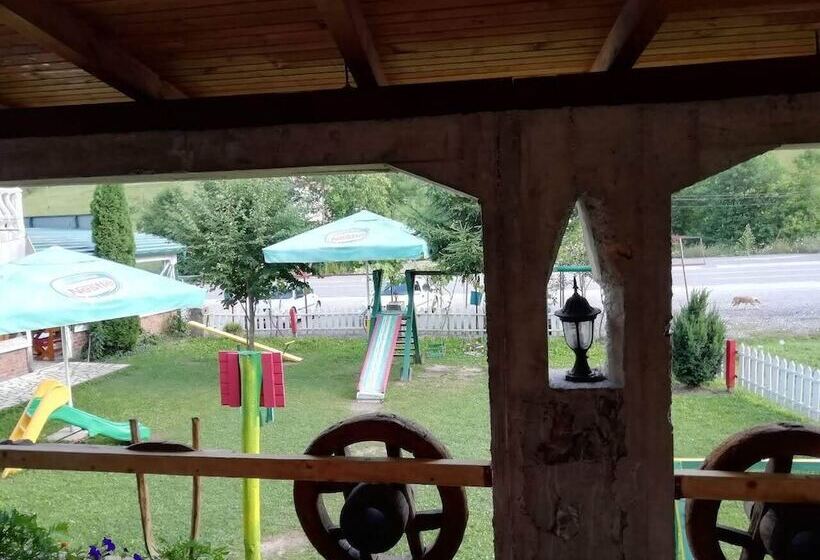 هتل Bungalovi Vukovic