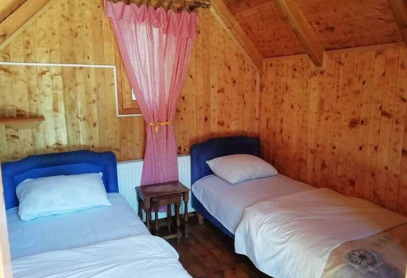 هتل Bungalovi Vukovic