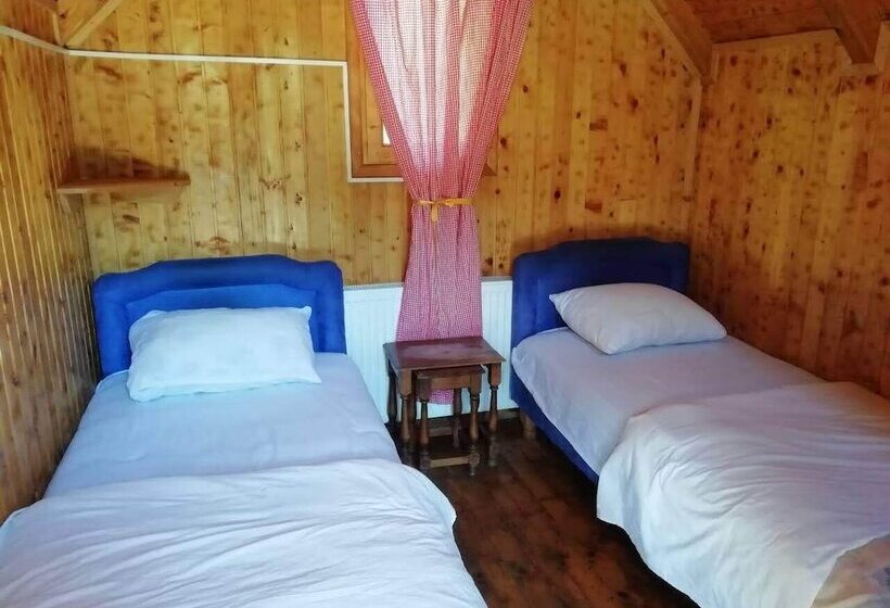 هتل Bungalovi Vukovic