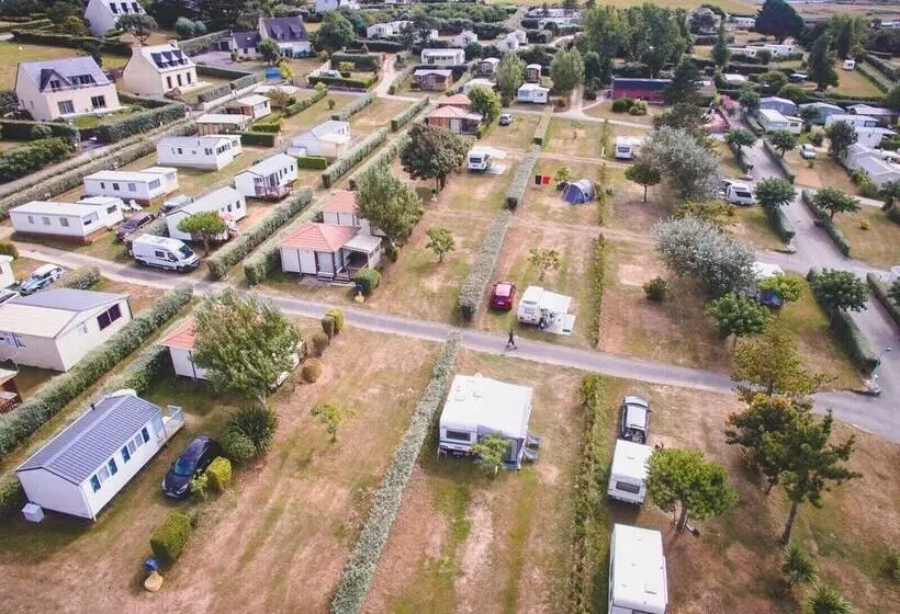 Hotelli Camping De L Iroise