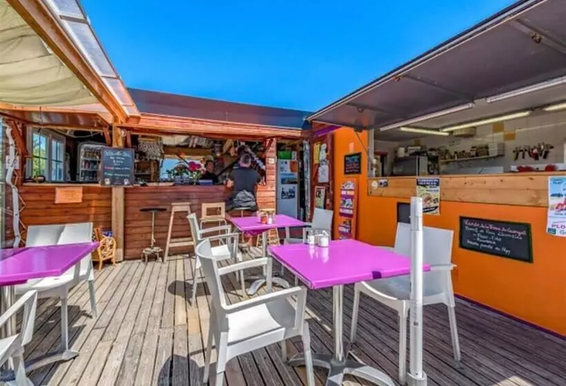 Hotelli Camping De L Iroise