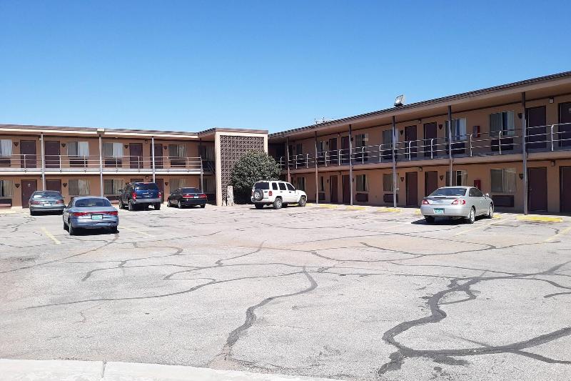 Hotel Kings At Clovis