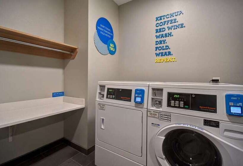 בית מלון כפרי Tru By Hilton Auburn