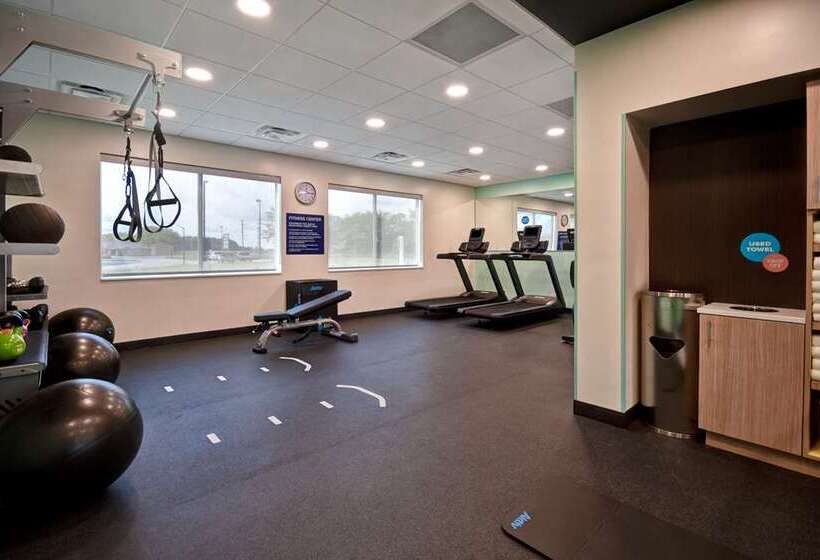 בית מלון כפרי Tru By Hilton Auburn