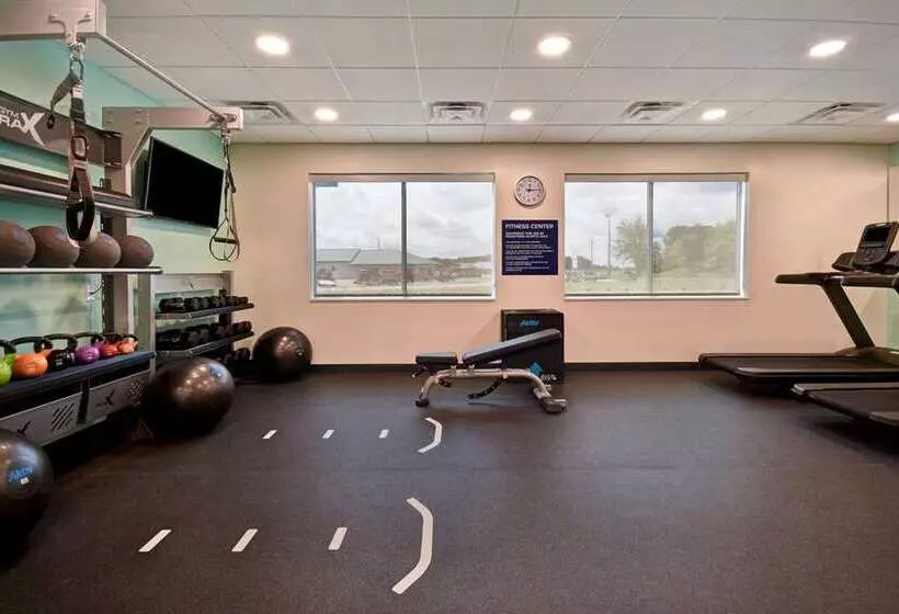 ホテル Tru By Hilton Auburn