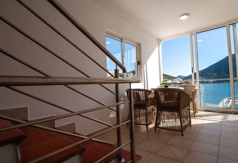 پانسیون Guesthouse Jadran