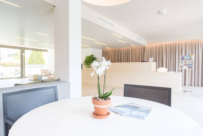 Atenea Park Suites & Apartments