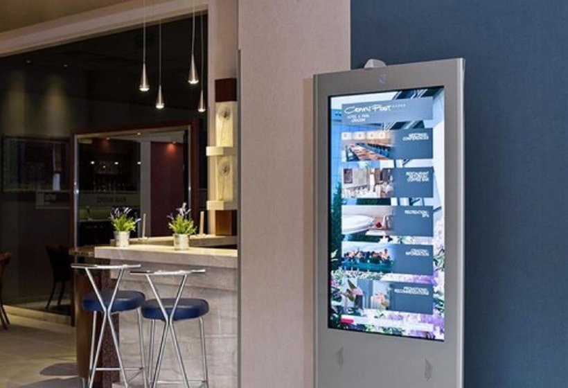 Booking Hotel Crown Piast & Spa