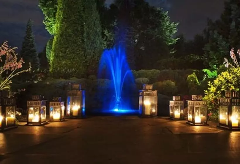 Booking Hotel Crown Piast & Spa