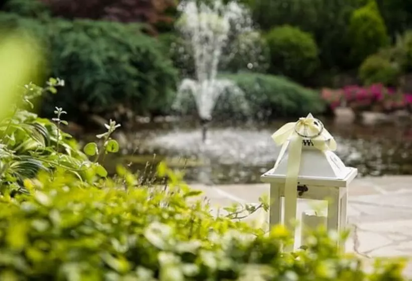 Booking Hotel Crown Piast & Spa