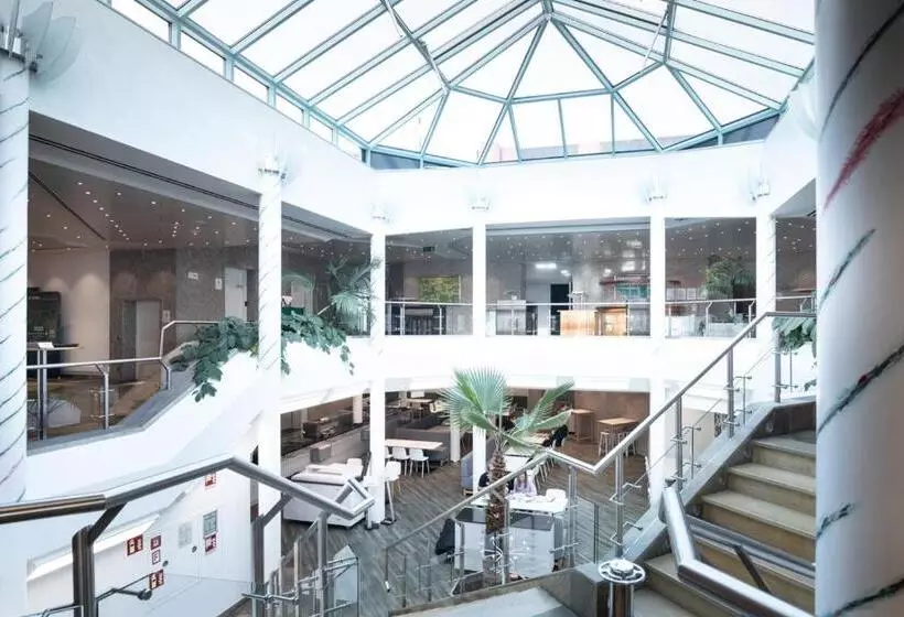 Dekra Congresshotel Wart