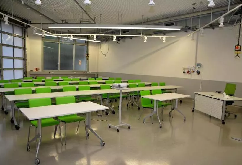 Dekra Congresshotel Wart