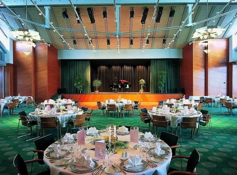 Dekra Congresshotel Wart