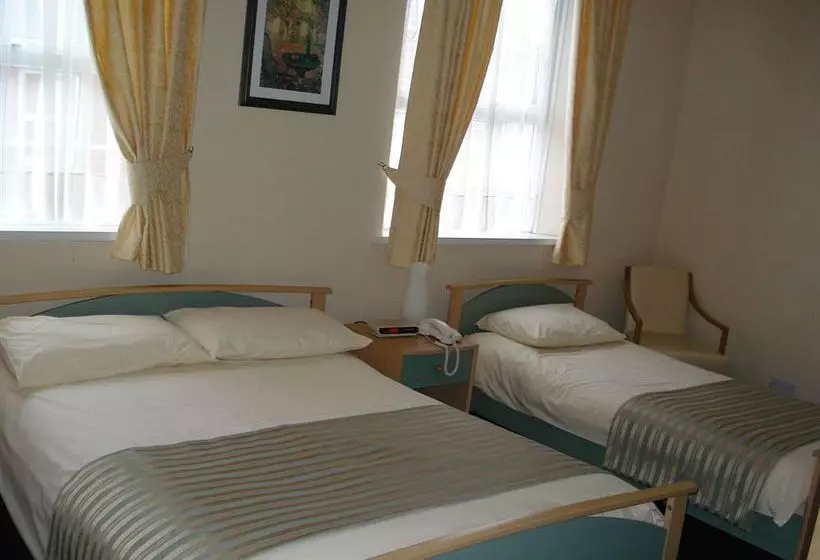 Отель Acorn Lodge