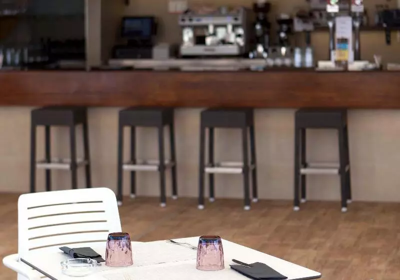 Отель Alicante Golf