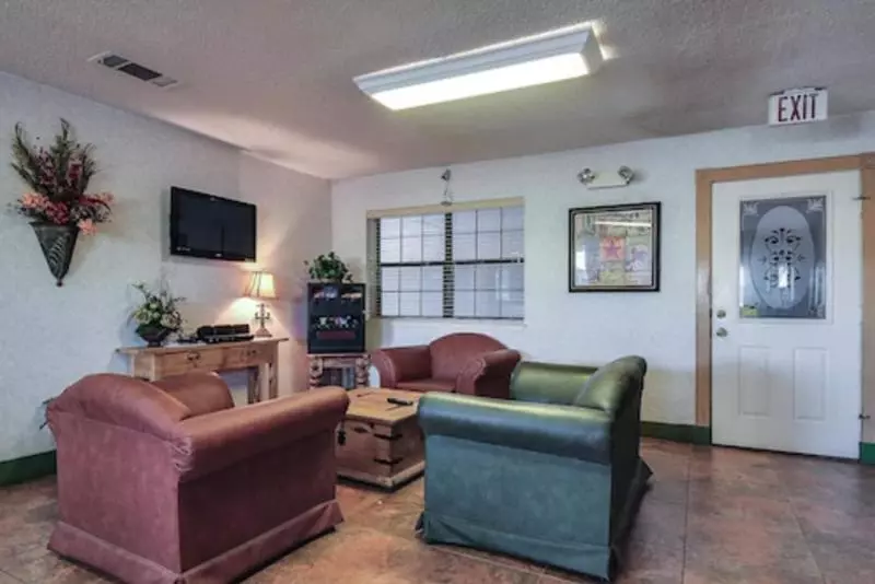 酒店 Americas Best Value Inn Midlothian