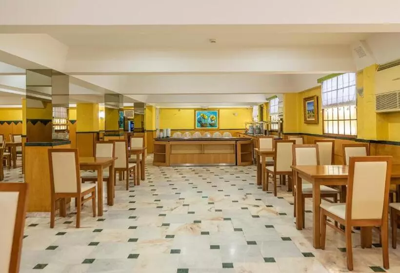 ホテル Baía Beach