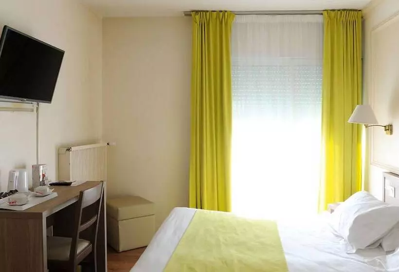 בית מלון כפרי Beau Rivage