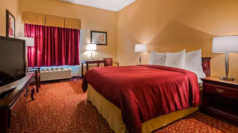 Отель Best Western Clearlake Plaza