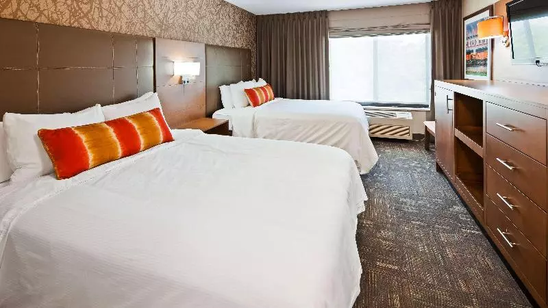 בית מלון כפרי Best Western Plus Cottontree Inn