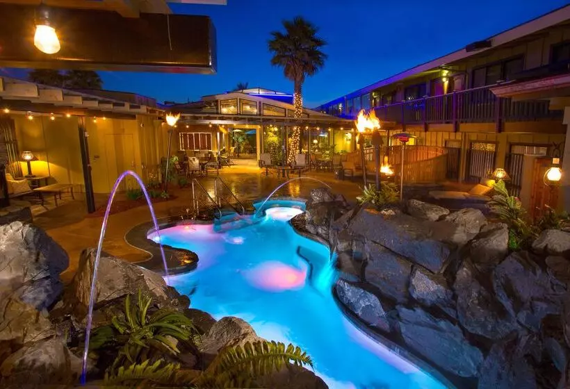 فندق Best Western Plus Humboldt Bay Inn