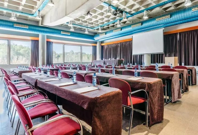 Отель Exe Campus