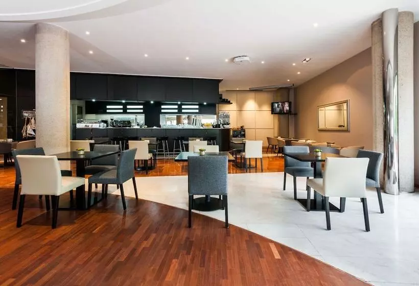 Отель Exe Campus