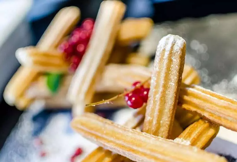 Отель Exe Campus