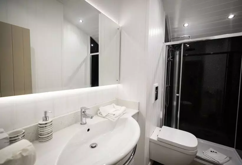 هتل Coltsfoot Country Retreat