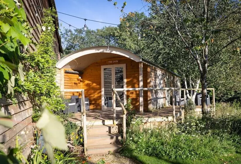 هتل Coltsfoot Country Retreat