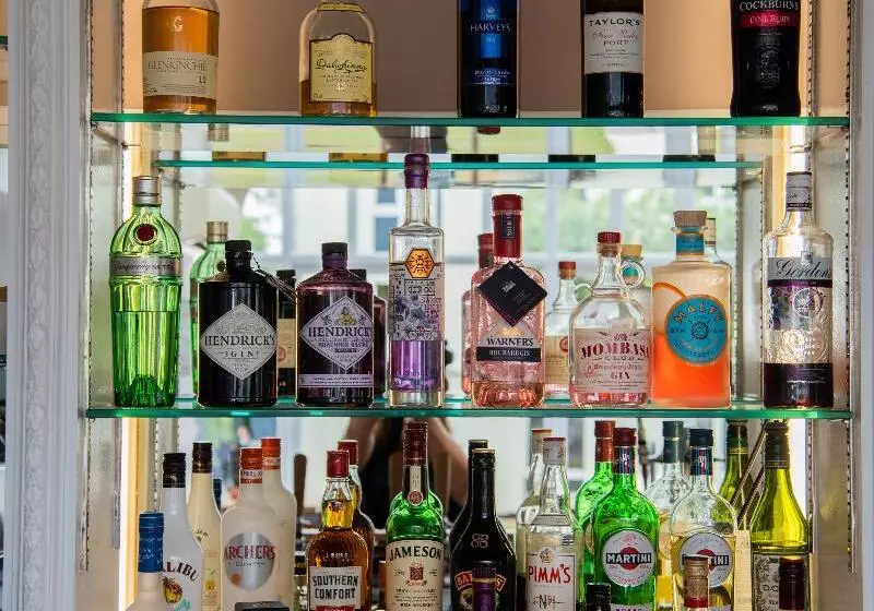 בית מלון כפרי Episode