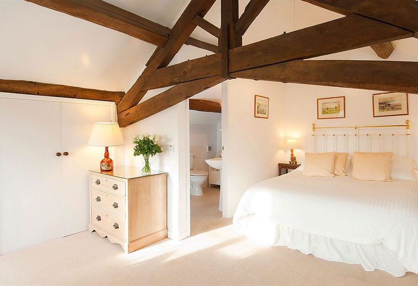 فندق Higher Huxley Hall