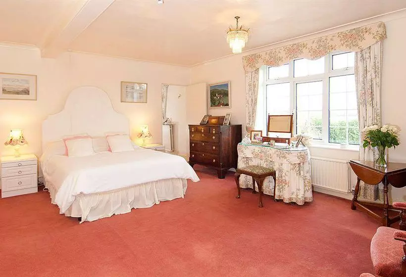 فندق Higher Huxley Hall