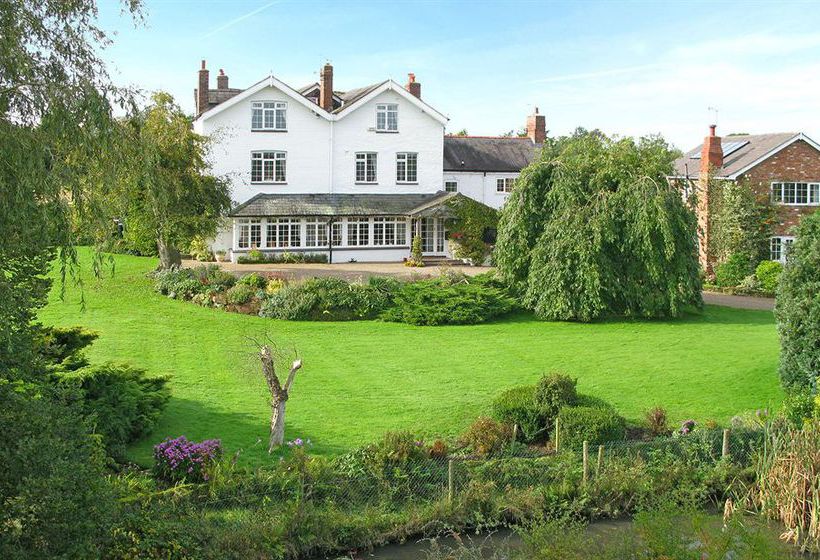 فندق Higher Huxley Hall