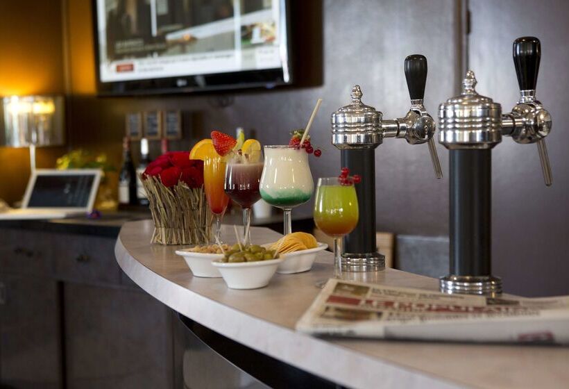 בית מלון כפרי Kyriad Limoges Sud   Feytiat