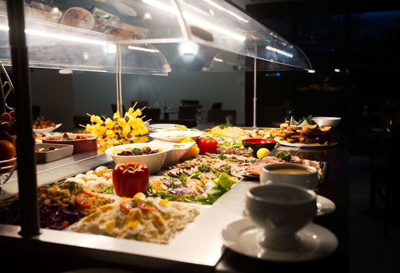 בית מלון כפרי Kyriad Limoges Sud   Feytiat