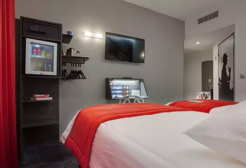 Отель Hôtel Kyriad Rennes Centre Gare